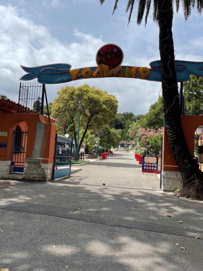 Location Saisonniere Menton 220 M Des Plages Exteriör bild