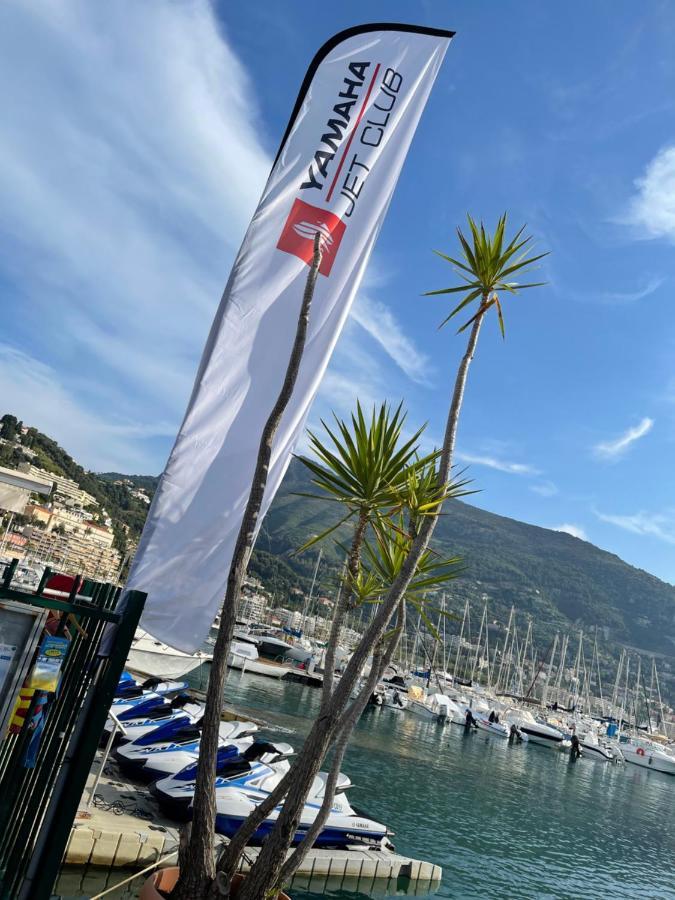 Location Saisonniere Menton 220 M Des Plages Exteriör bild