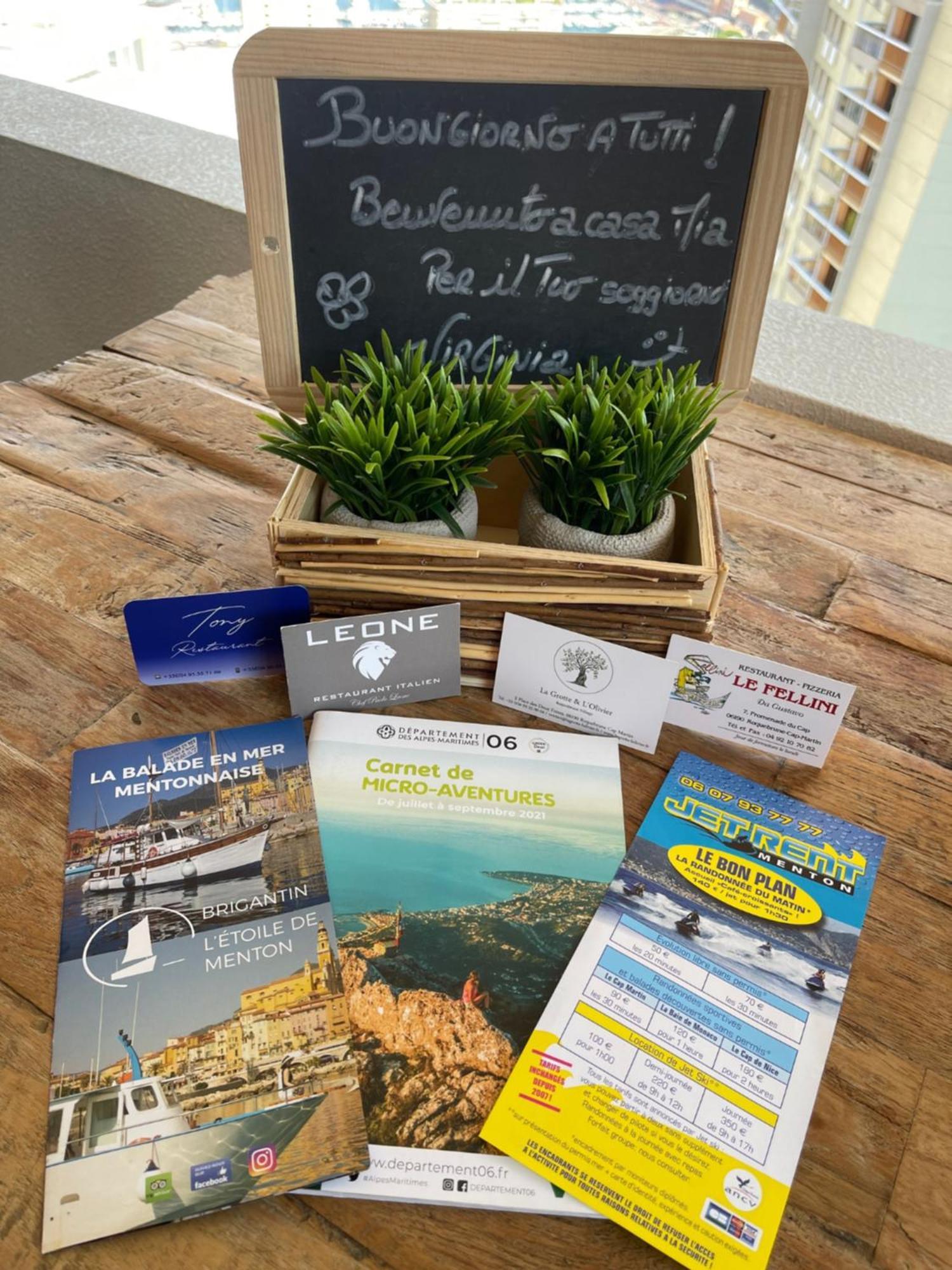 Location Saisonniere Menton 220 M Des Plages Exteriör bild